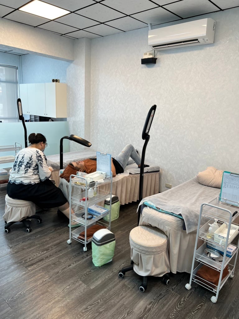 無名個人工作室 /嘉義做臉推薦/嘉義男生做臉/無痛清粉刺/問題肌膚處理/藻針煥膚/客製化保養護理/臉部撥筋開運/明眸水療/耳燭spa/(預約制) 1 無名個人工作室 /嘉義做臉推薦/嘉義男生做臉/無痛清粉刺/問題肌膚處理/藻針煥膚/客製化保養護理/臉部撥筋開運/明眸水療/耳燭spa/(預約制)
